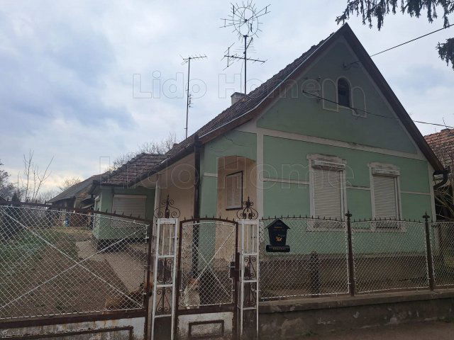 Eladó családi ház, Somogyszilen 7.5 M Ft, 7 szobás