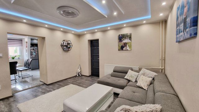 Eladó családi ház, Nyíregyházán 104.9 M Ft, 5 szobás