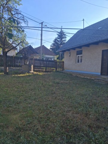 Eladó családi ház, Parádon 10 M Ft, 2 szobás