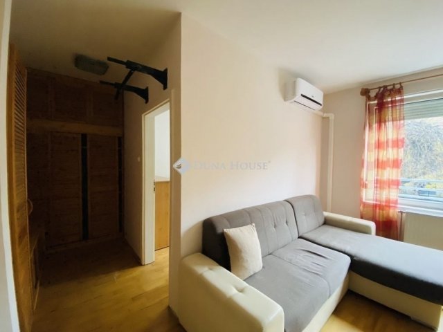 Eladó téglalakás, Budapesten, XIV. kerületben 64.9 M Ft