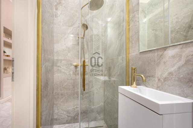 Eladó téglalakás, Budapesten, V. kerületben 239 M Ft, 3 szobás