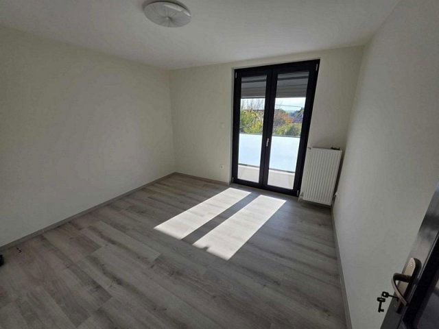 Eladó téglalakás, Érden 89.9 M Ft, 3 szobás