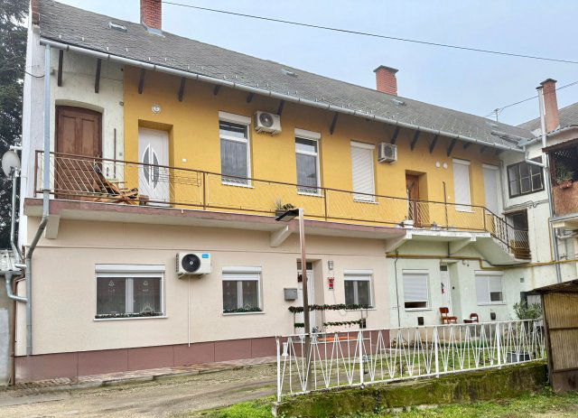 Eladó téglalakás, Sárváron 43 M Ft, 1 szobás