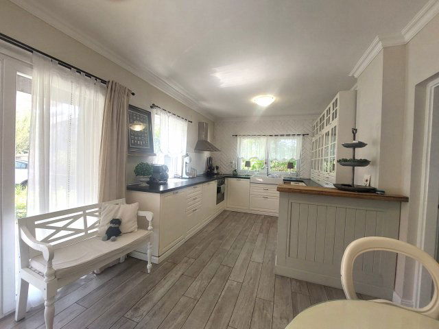 Eladó családi ház, Dunaharasztin 109.9 M Ft, 3 szobás