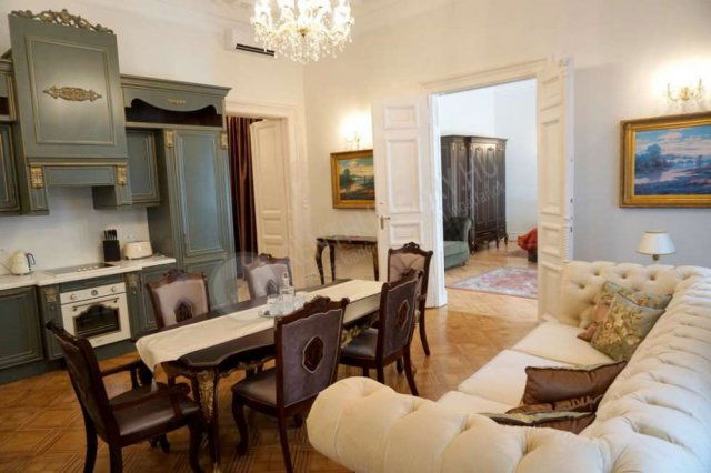 Kiadó téglalakás, albérlet, VI. kerületben, Mozsár utcában