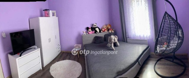 Eladó családi ház, Mezőcsáton 23.5 M Ft, 4 szobás