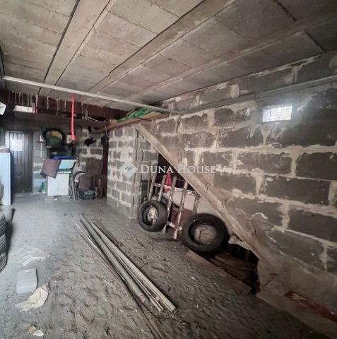 Eladó telek, Fóton 201 M Ft / költözzbe.hu