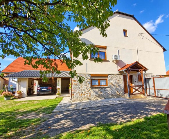 Eladó családi ház, Vitnyéden 65 M Ft, 5 szobás