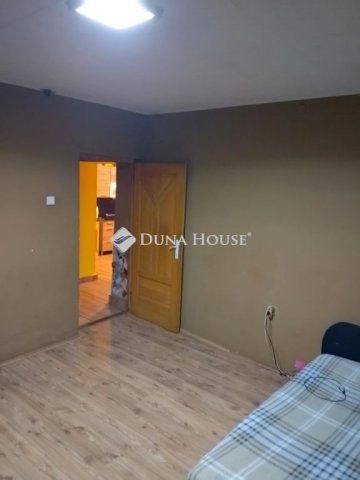 Eladó családi ház, Zimányon 16.5 M Ft, 2 szobás