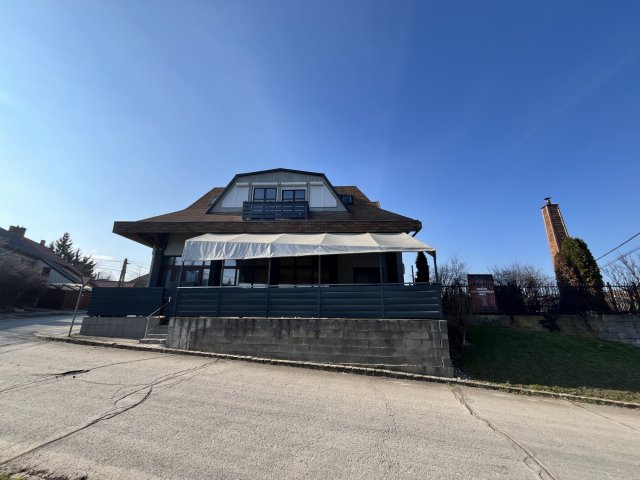 Eladó családi ház, Miskolcon 169.9 M Ft, 7 szobás