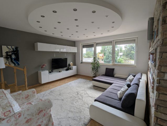 Eladó sorház, Érden, Csalogány utcában 94.9 M Ft, 4 szobás