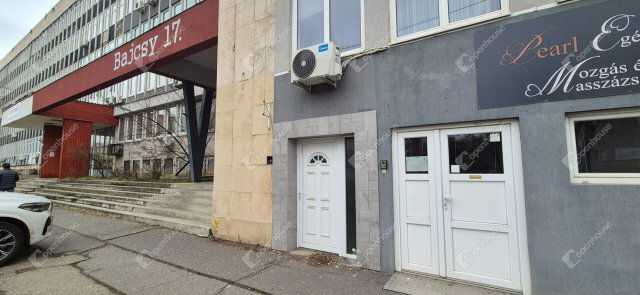 Eladó üzlethelyiség, Miskolcon 18.5 M Ft, 2 szobás