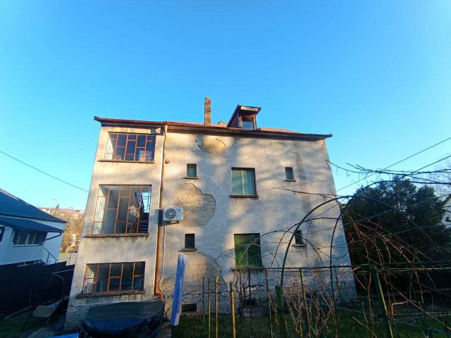 Eladó téglalakás, Pécsett, Hársfa úton 27.9 M Ft, 2 szobás