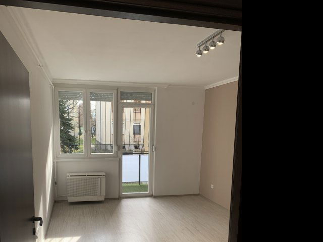 Eladó téglalakás, Debrecenben 69.9 M Ft, 2 szobás