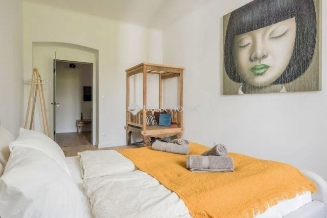 Eladó téglalakás, Budapesten, VII. kerületben 95 M Ft, 3 szobás