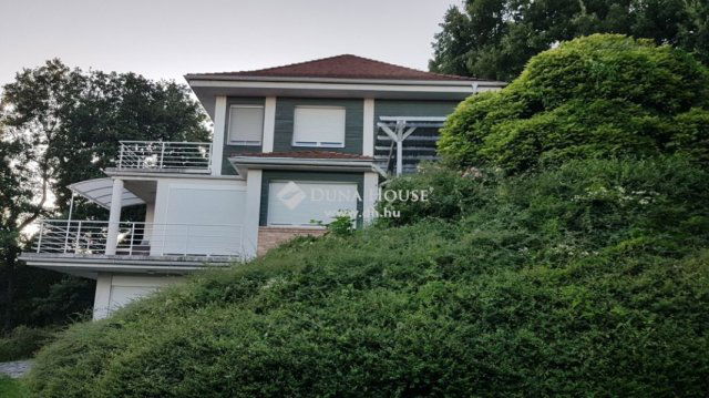 Kiadó családi ház, albérlet, Budapesten, XII. kerületben