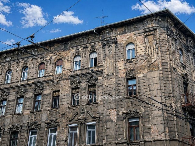 Eladó téglalakás, Budapesten, VII. kerületben 120 M Ft