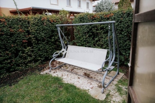 Eladó sorház, Vecsésen 133.9 M Ft, 5 szobás