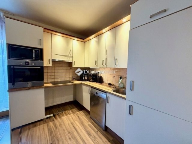 Eladó téglalakás, Dunakeszin 79.9 M Ft, 4 szobás