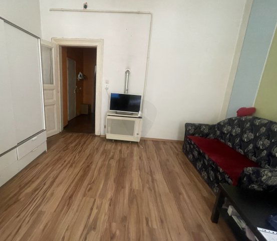Eladó téglalakás, Budapesten, VI. kerületben 45 M Ft, 1+1 szobás