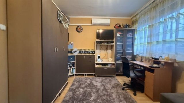 Eladó téglalakás, Szombathelyen 59.5 M Ft, 2+2 szobás