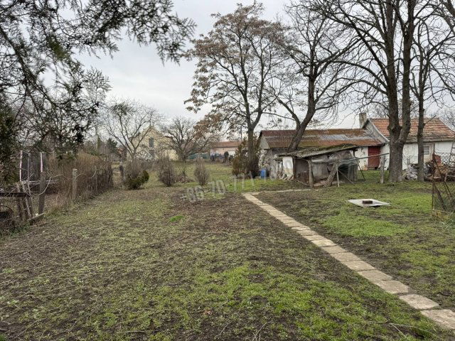 Eladó családi ház, Hevesen 19 M Ft, 3 szobás