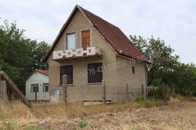 Eladó családi ház, Albertirsán 65 M Ft, 4 szobás