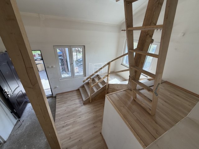 Eladó családi ház, Kulcson 47.99 M Ft, 3 szobás