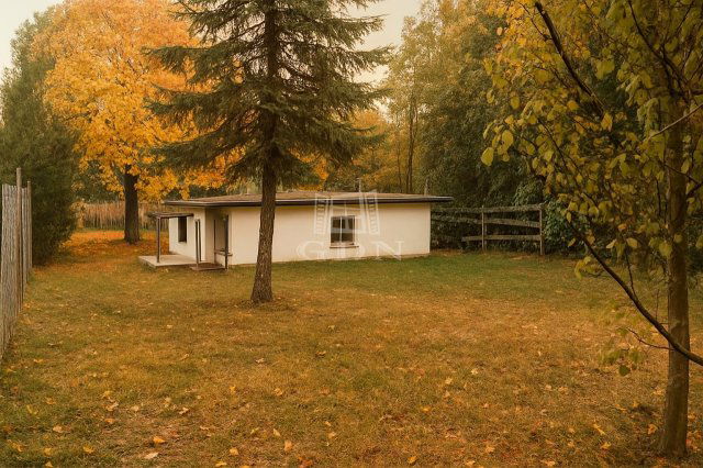 Eladó családi ház, Szigetszentmiklóson 16 M Ft, 1 szobás