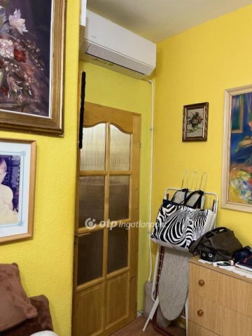 Eladó téglalakás, Pécsett 47.9 M Ft, 2 szobás