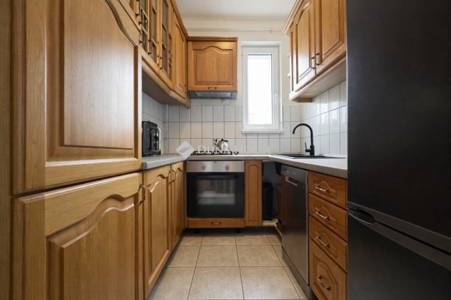 Eladó téglalakás, Budapesten, XIV. kerületben 94 M Ft, 3 szobás