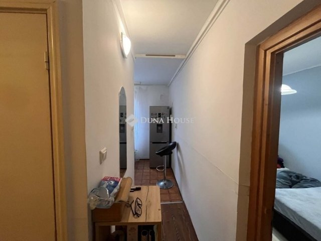 Eladó panellakás, Hódmezővásárhelyen 40.5 M Ft, 2 szobás