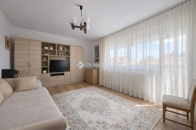 Eladó családi ház, Pogányon 110 M Ft, 5 szobás