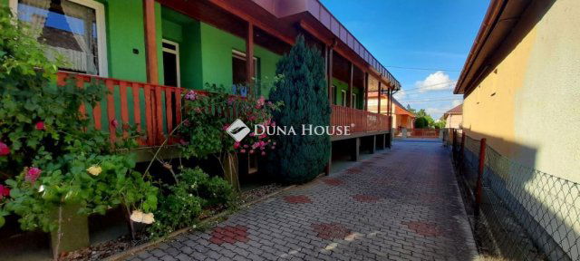 Eladó téglalakás, Balatonlelleén 37.5 M Ft, 2 szobás