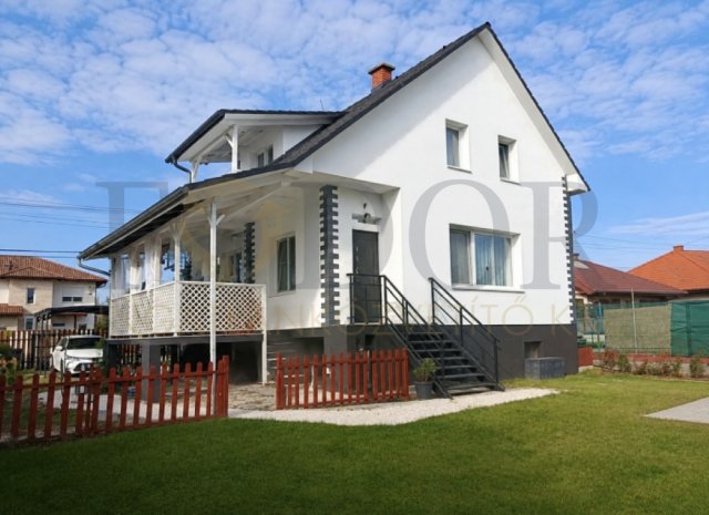 Eladó családi ház, Gyálon 119.99 M Ft, 5+1 szobás