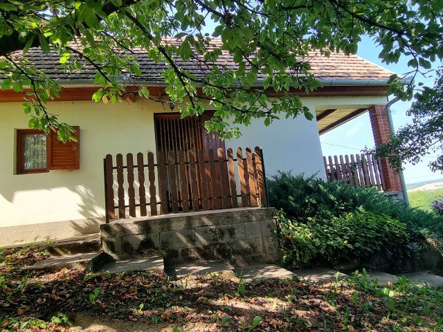 Eladó családi ház, Zalaapátin 25 M Ft, 2 szobás