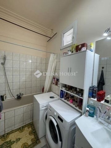 Eladó családi ház, Budapesten, XVIII. kerületben 129 M Ft