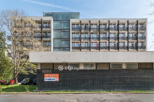 Eladó hotel, Szekszárdon 1300 M Ft / költözzbe.hu