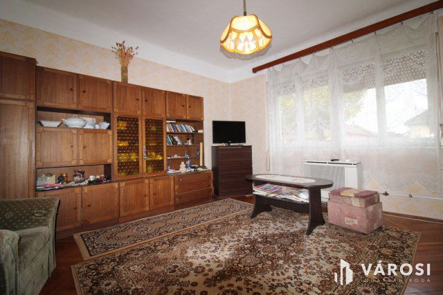 Eladó családi ház, Gyulán 28 M Ft, 3 szobás