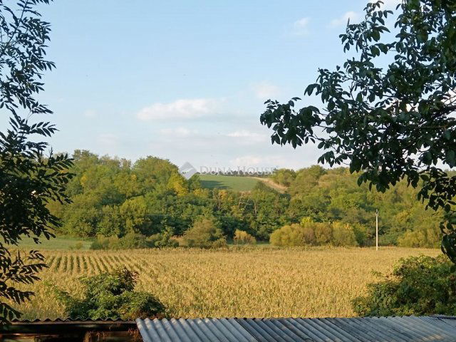 Eladó családi ház, Epölön 29.9 M Ft, 3 szobás