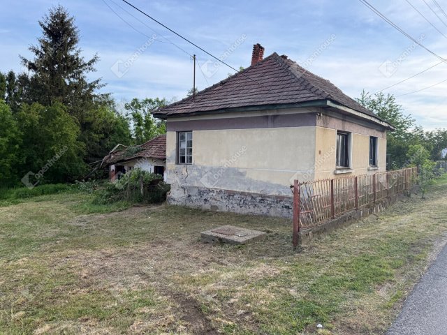 Eladó családi ház, Zalalövőn 5.9 M Ft, 3 szobás