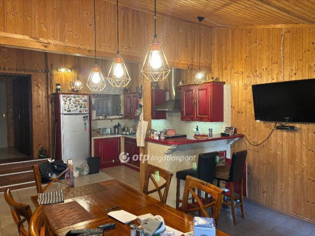 Eladó családi ház, Mohácson 245 M Ft, 4 szobás