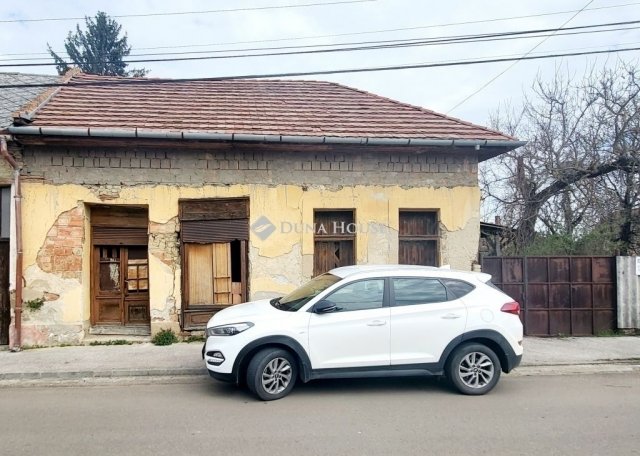 Eladó családi ház, Szécsényen 11 M Ft, 2 szobás