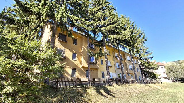 Eladó téglalakás, Gyöngyösorosziban 9.5 M Ft, 2 szobás