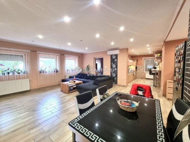 Eladó családi ház, Tápióbicskén 58 M Ft, 4 szobás