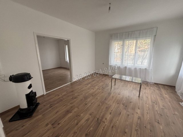 Eladó családi ház, Gödön 90 M Ft, 3 szobás