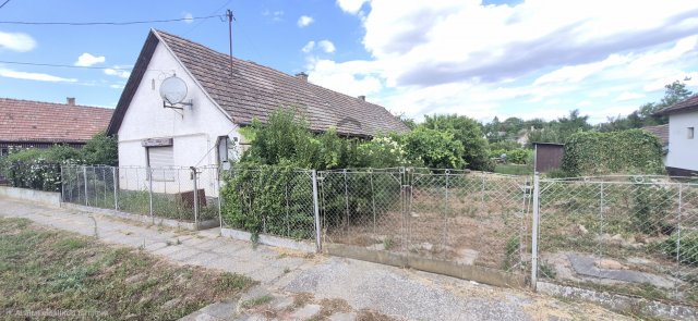Eladó családi ház, Iregszemcsén 12.9 M Ft, 3 szobás