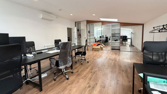 Kiadó iroda, Debrecenben 930 E Ft / hó, 5 szobás