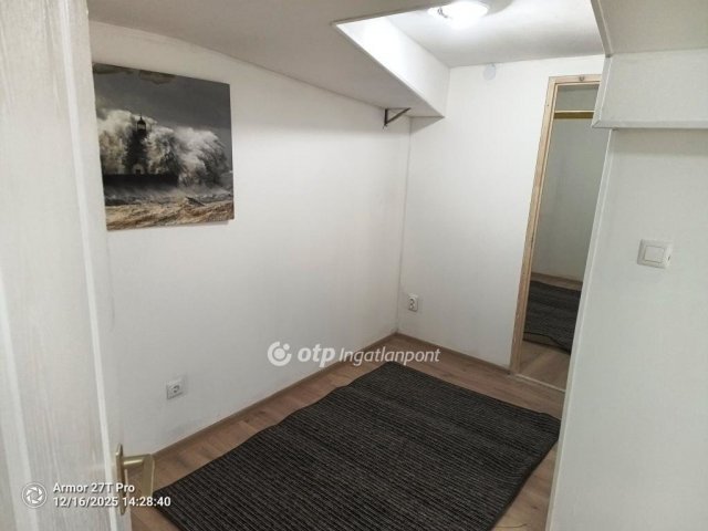 Eladó téglalakás, Budapesten, VIII. kerületben 22.5 M Ft