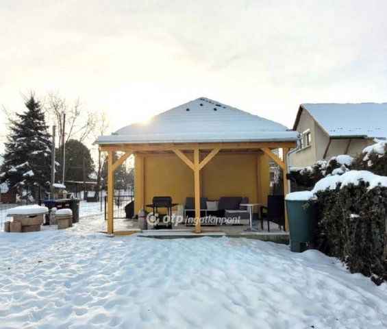 Eladó családi ház, Budapesten, XVII. kerületben 75.8 M Ft